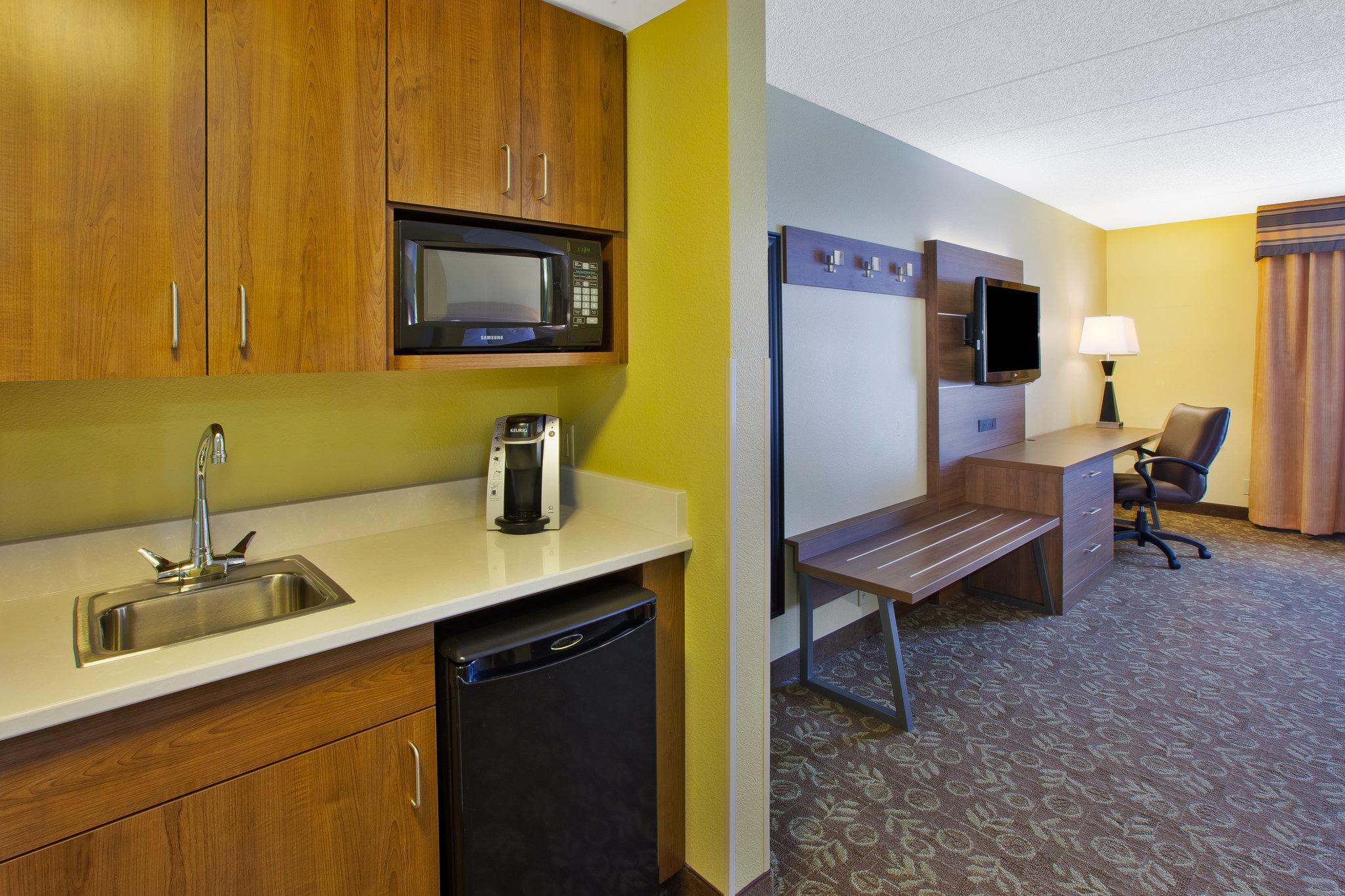 Holiday Inn Express Hotel & Suites Fort Wayne By Ihg Ellisville Екстериор снимка