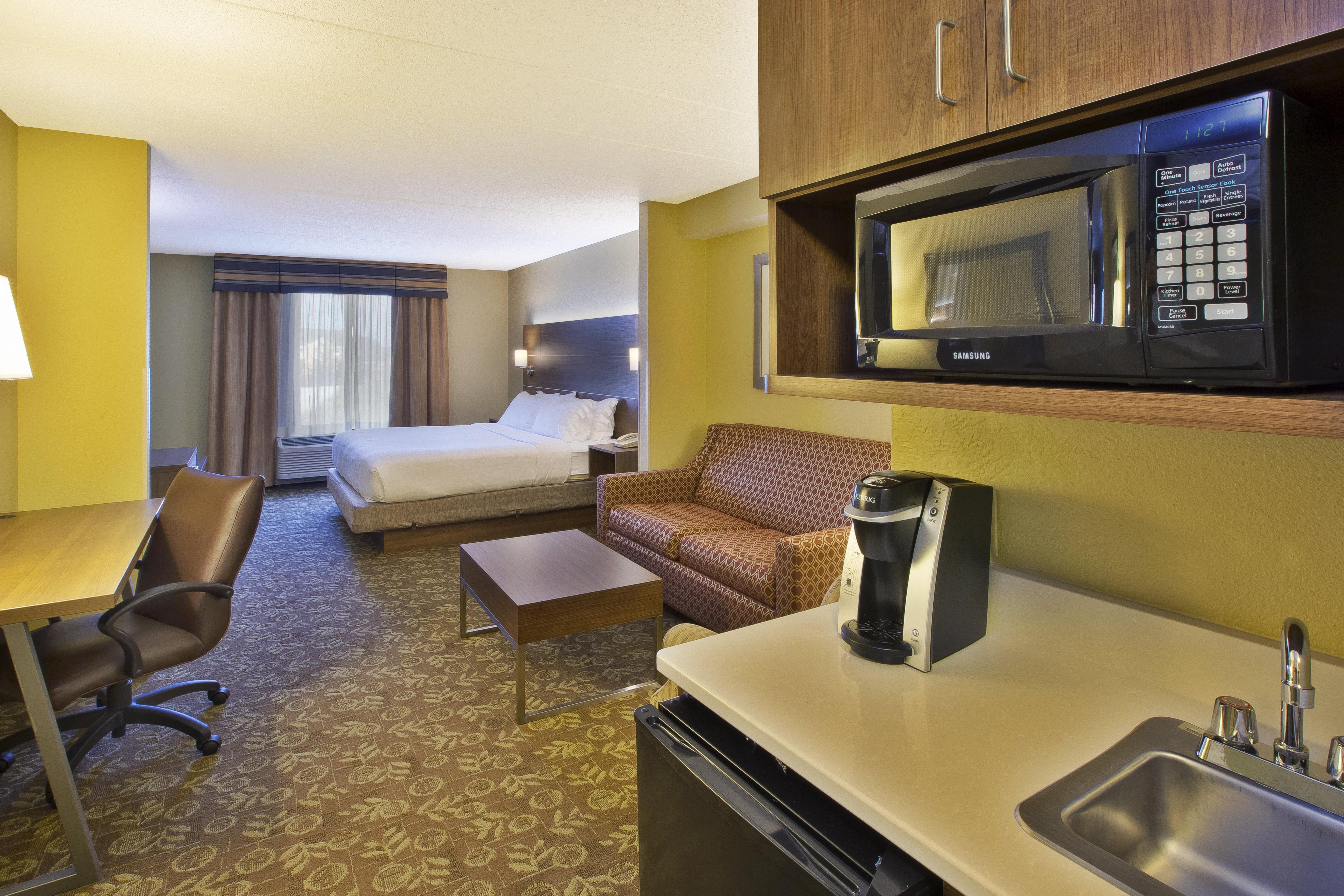 Holiday Inn Express Hotel & Suites Fort Wayne By Ihg Ellisville Екстериор снимка