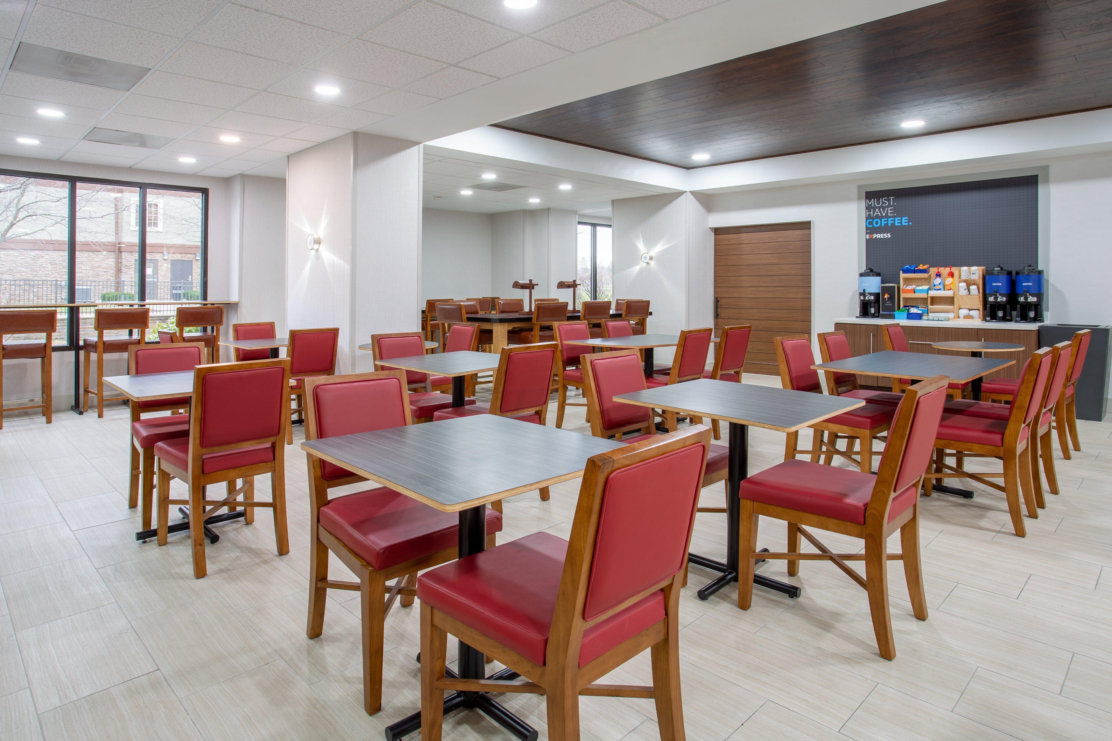 Holiday Inn Express Hotel & Suites Fort Wayne By Ihg Ellisville Екстериор снимка