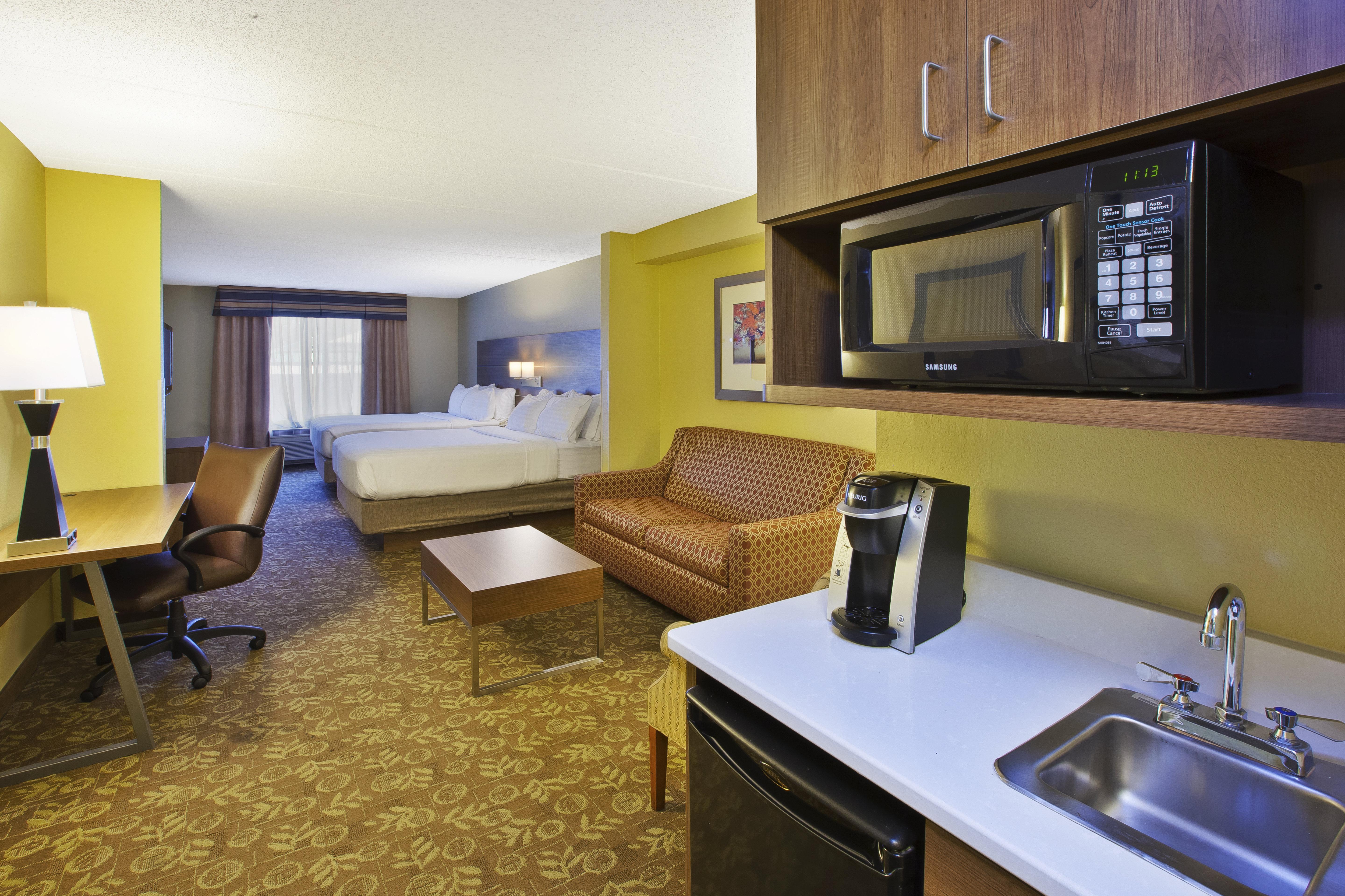 Holiday Inn Express Hotel & Suites Fort Wayne By Ihg Ellisville Екстериор снимка