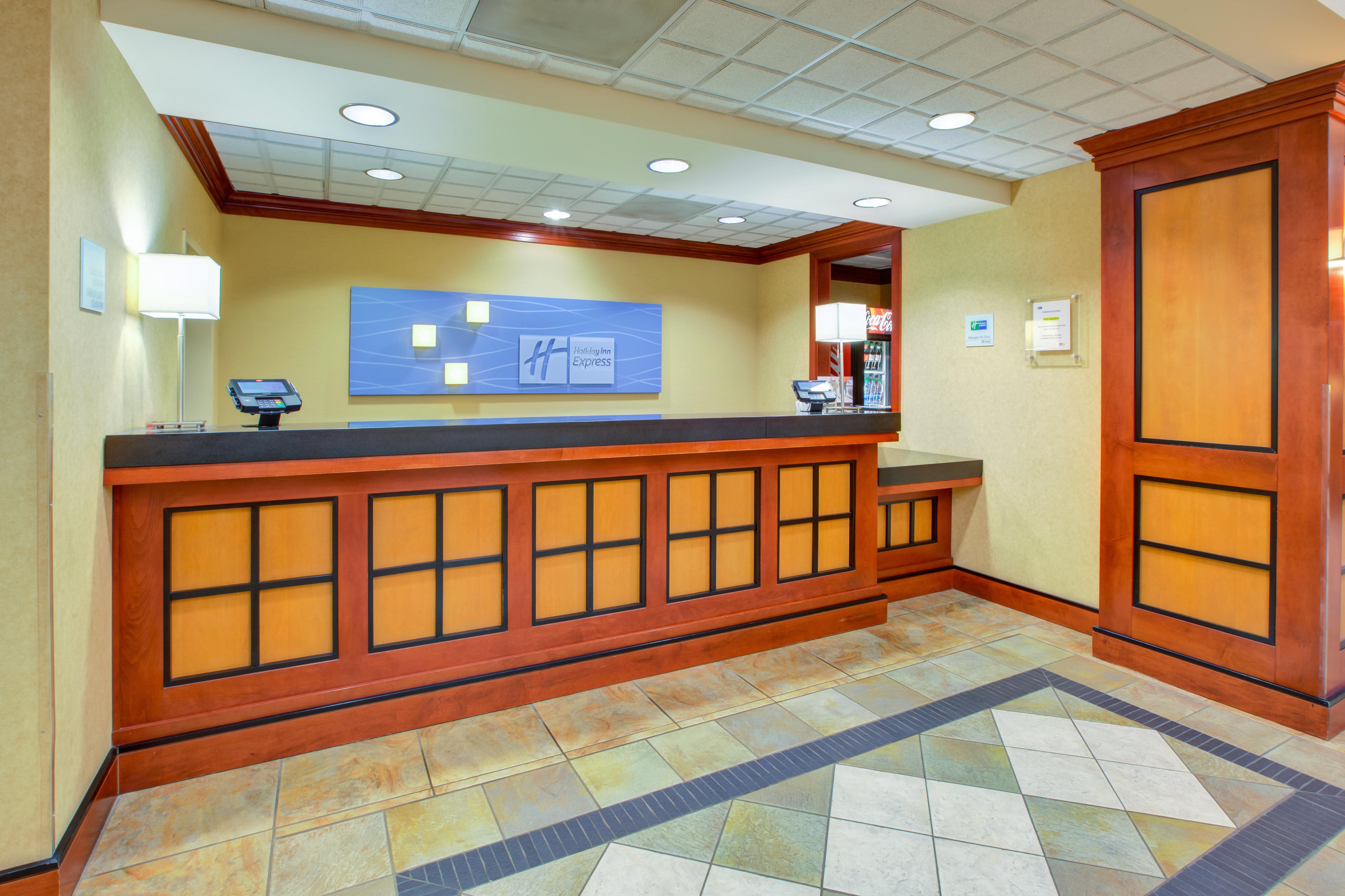 Holiday Inn Express Hotel & Suites Fort Wayne By Ihg Ellisville Екстериор снимка