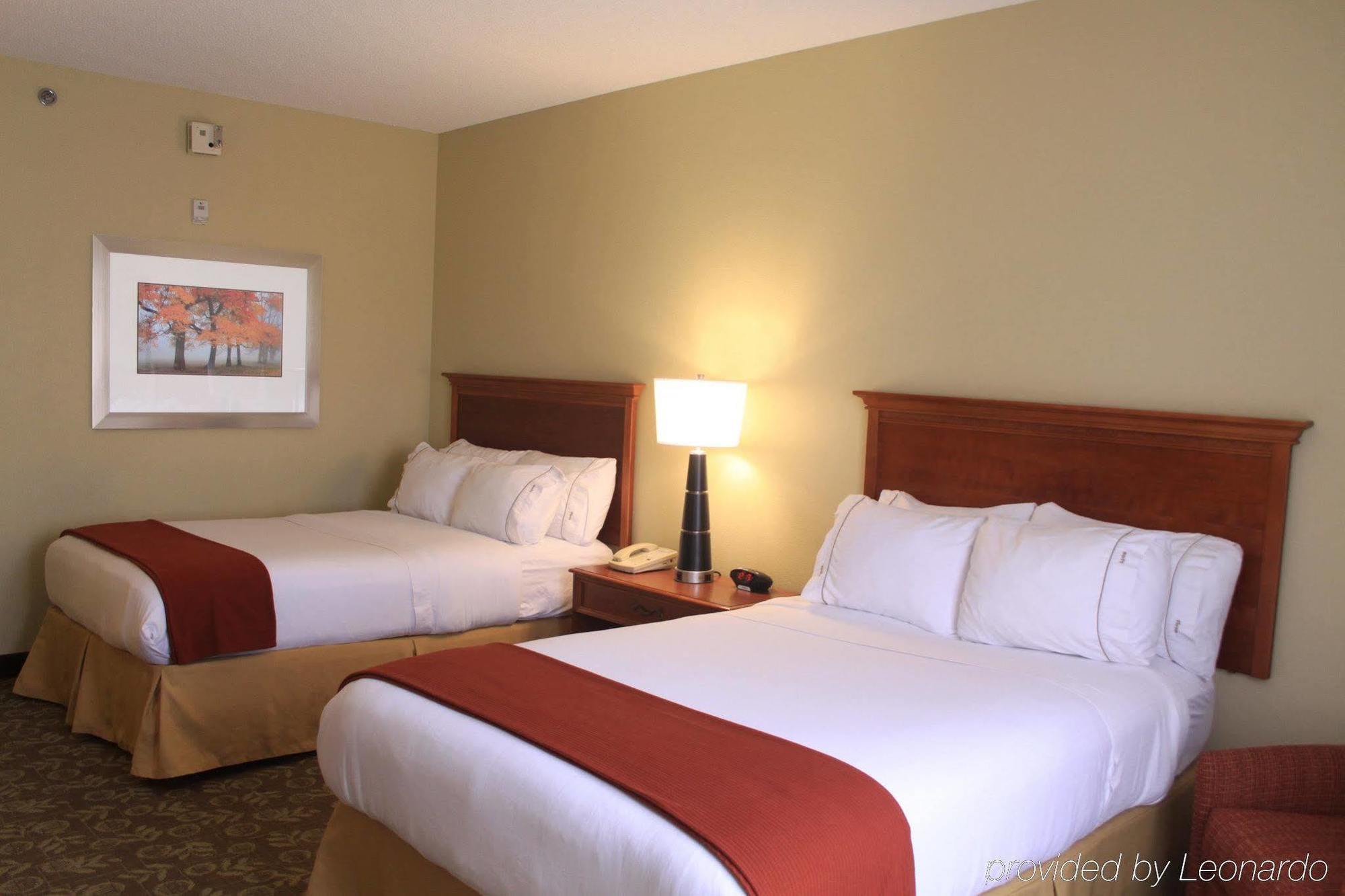 Holiday Inn Express Hotel & Suites Fort Wayne By Ihg Ellisville Екстериор снимка