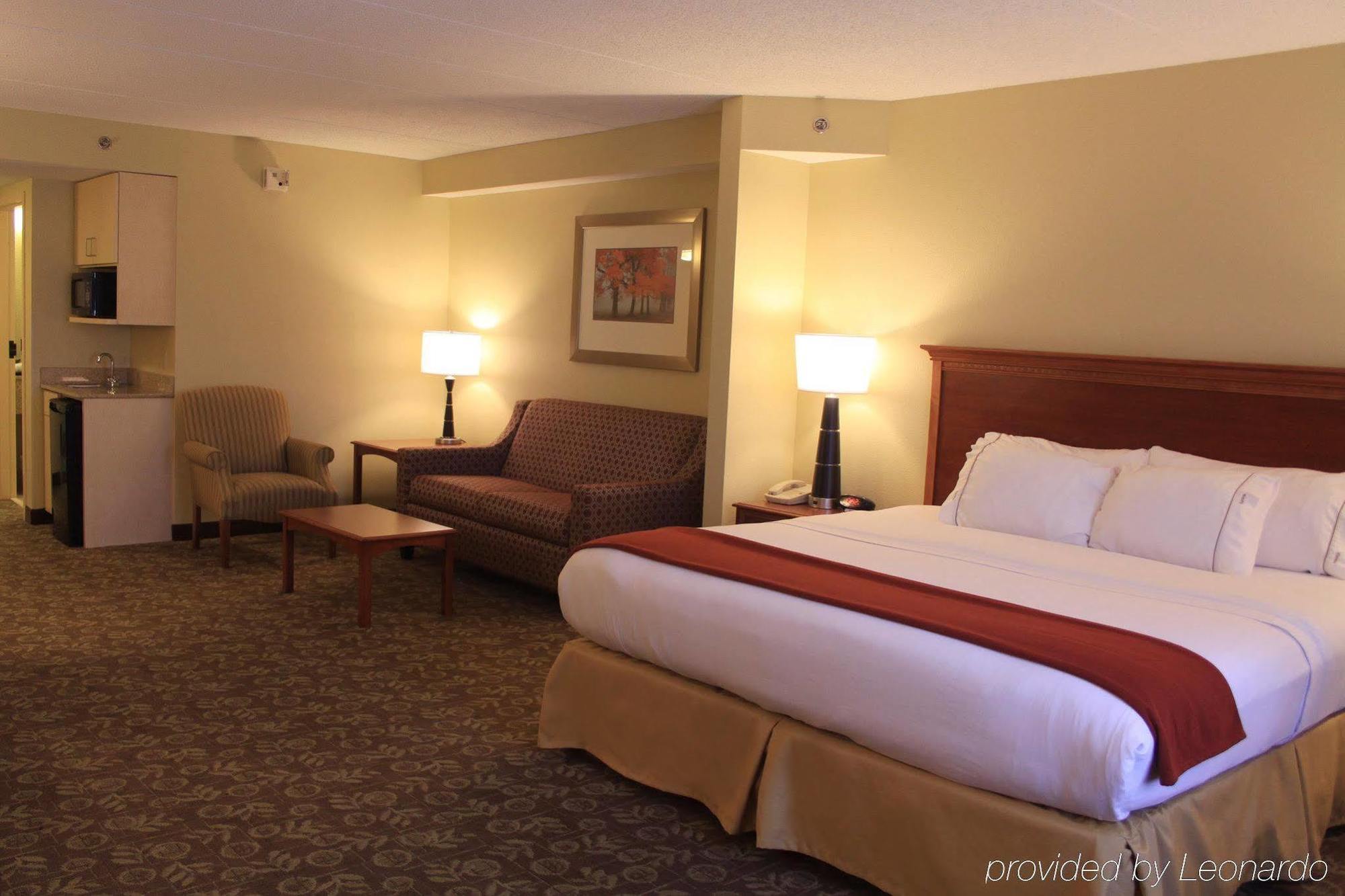 Holiday Inn Express Hotel & Suites Fort Wayne By Ihg Ellisville Екстериор снимка