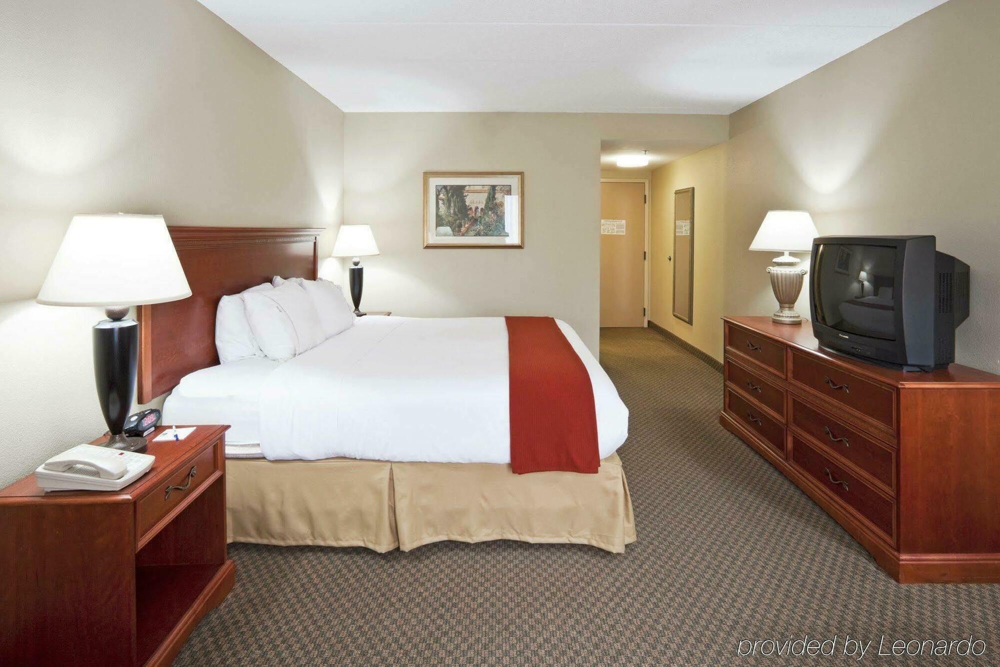 Holiday Inn Express Hotel & Suites Fort Wayne By Ihg Ellisville Екстериор снимка
